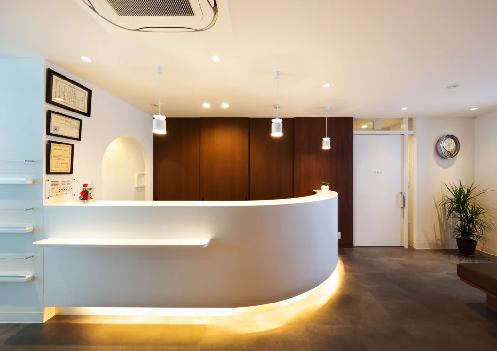 やすだ泌尿器科クリニック受付画像